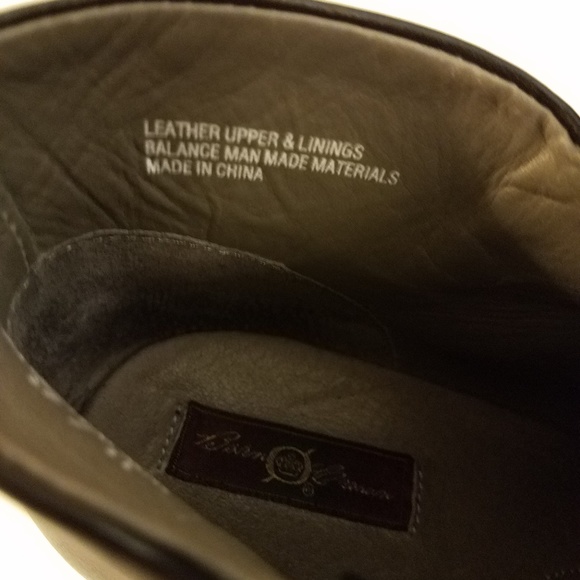 BORN Black Leather Stacked Heel Booties Size 11 - Picture 8 of 8